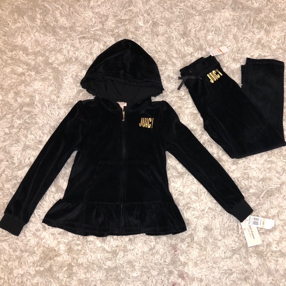 Juicy Couture Other - Juicy Couture Sweatsuit Child size 7